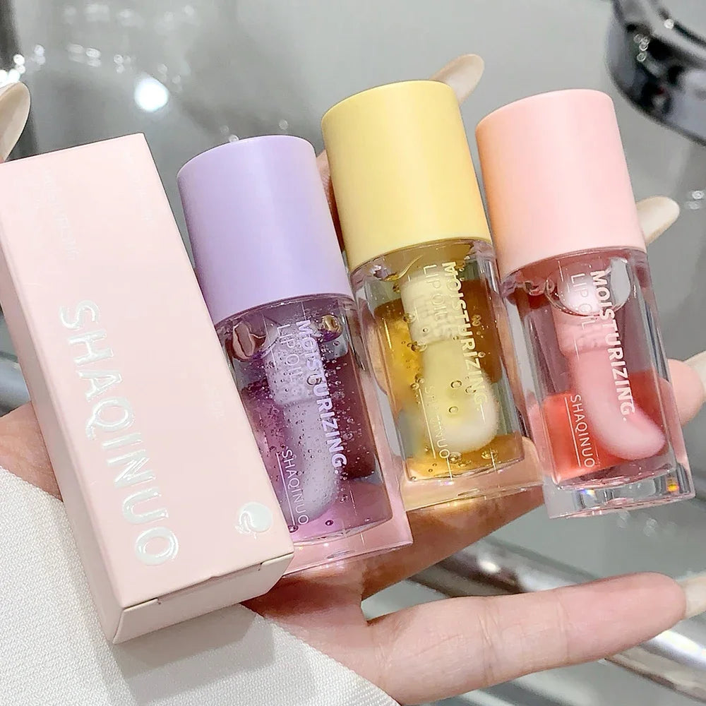 CrystalGlow Lip Gloss – Hydrating, Plumping, Mirror-Shine Lip Oil